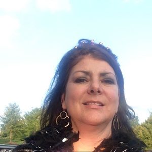 Meet your Posher, Dawne